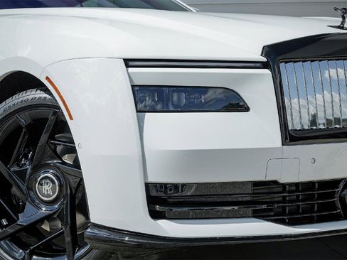 New 2025 Rolls-Royce Spectre Black Badge image 3