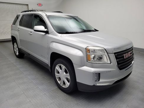 Used 2017 GMC Terrain SLE w/ Convenience Package image 13