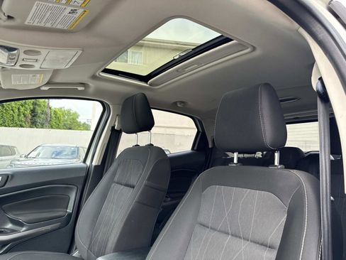 Used 2018 Ford EcoSport SE w/ SE Convenience Package image 15