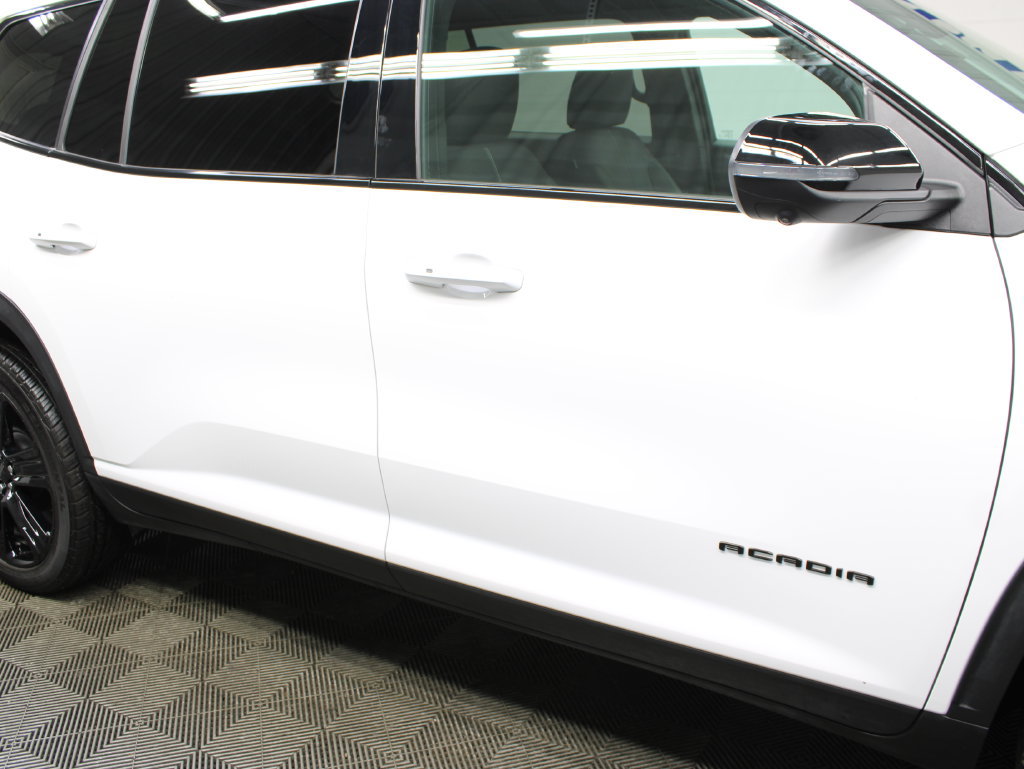 Used 2026 GMC Acadia Elevation w/ Black Edition AWD/4WD image 41