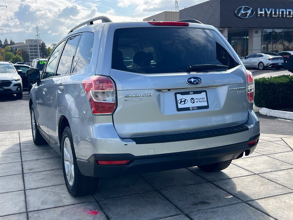 Used 2015 Subaru Forester 2.5i Premium AWD/4WD image 7