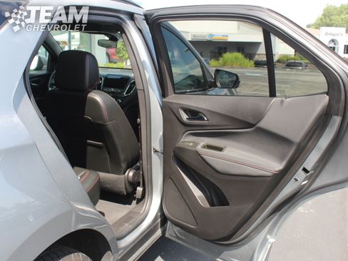 Used 2024 Chevrolet Equinox RS w/ RS Leather Package AWD/4WD image 23