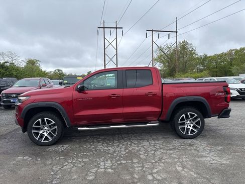 Used 2024 Chevrolet Colorado Z71 w/ Z71 Convenience Package 2 AWD/4WD image 24