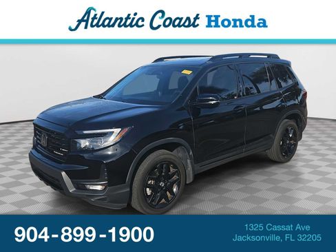 Used 2025 Honda Passport Black Edition image 1