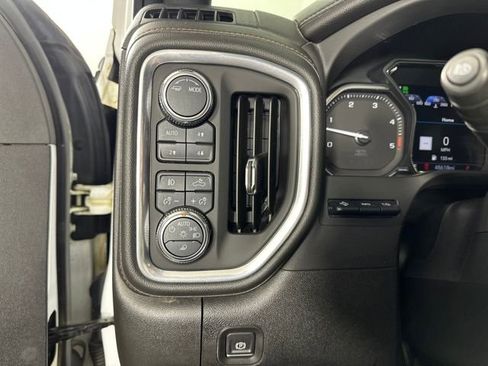 Used 2023 GMC Sierra 2500 AT4 w/ AT4 Preferred Package image 19