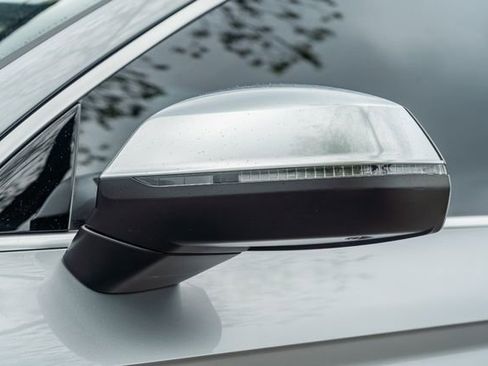 Used 2018 Audi SQ5 Prestige w/ Prestige Package image 10