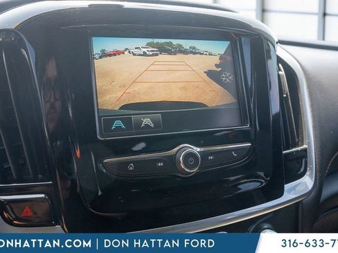 Used 2019 Chevrolet Traverse LS FWD image 8