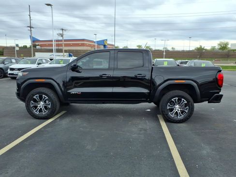 Used 2023 GMC Canyon AT4 w/ AT4 Premium Package AWD/4WD image 4