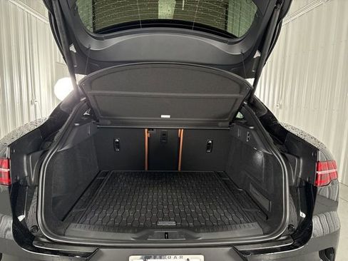 Used 2024 Jaguar I-PACE R-Dynamic HSE image 29