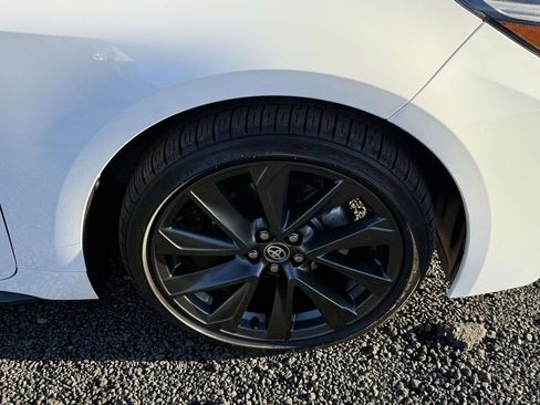 Used 2025 Toyota Corolla SE image 7