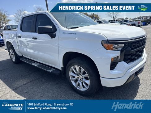 Certified 2022 Chevrolet Silverado 1500 Custom image 1