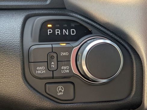 New 2026 RAM 1500 Express AWD/4WD image 21