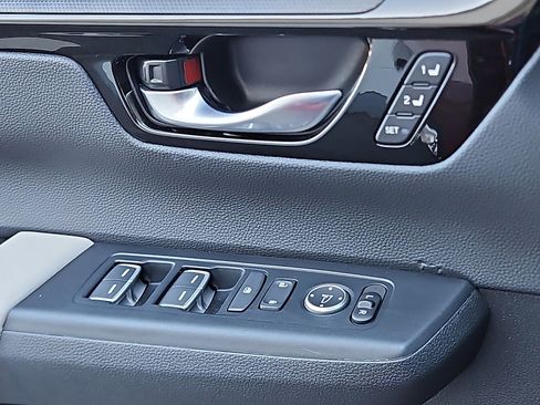 Used 2024 Honda CR-V EX-L image 18