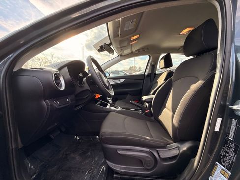 Used 2024 Kia Forte LXS image 23