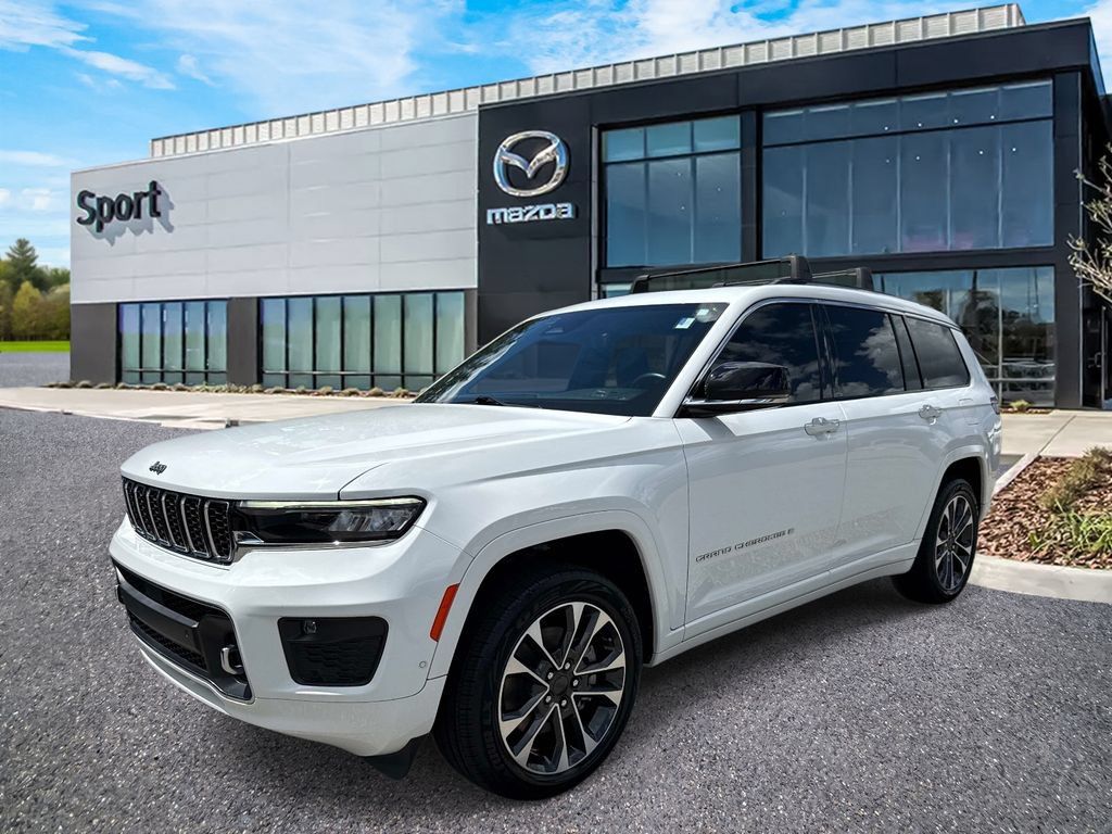 Used 2021 Jeep Grand Cherokee L Overland w/ Luxury Tech Group IV RWD image 8