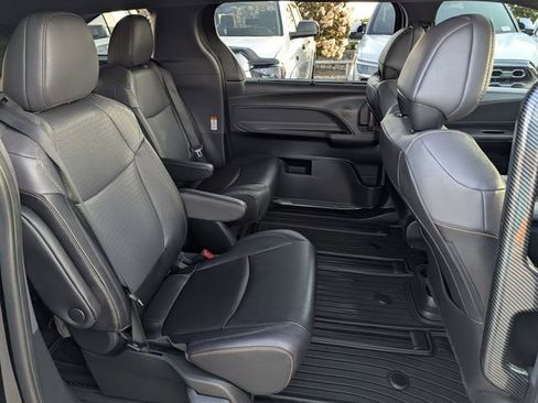 Used 2024 Toyota Sienna XLE Woodland Edition AWD/4WD image 34