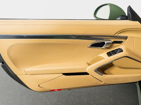 Used 2013 Porsche 911 Carrera 4S image 43