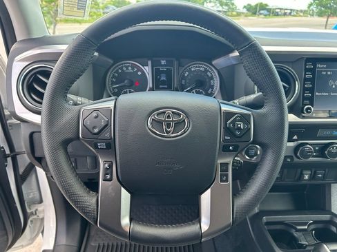 Used 2023 Toyota Tacoma SR5 w/ Technology Package AWD/4WD image 21
