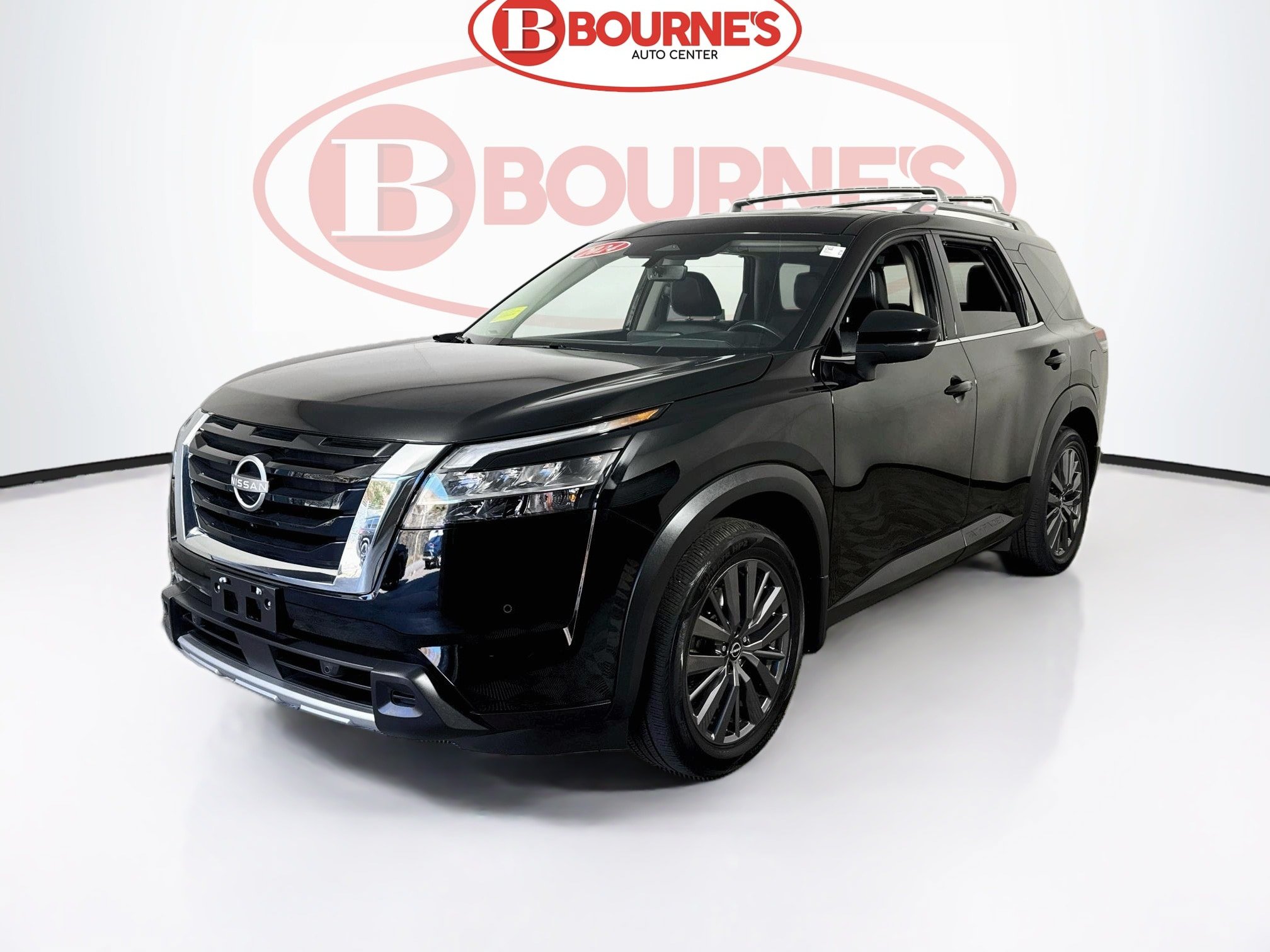 Used 2024 Nissan Pathfinder SL w/ SL Premium Package AWD/4WD image 7