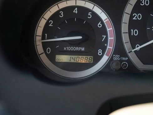 Used 2005 Toyota Sienna XLE image 41