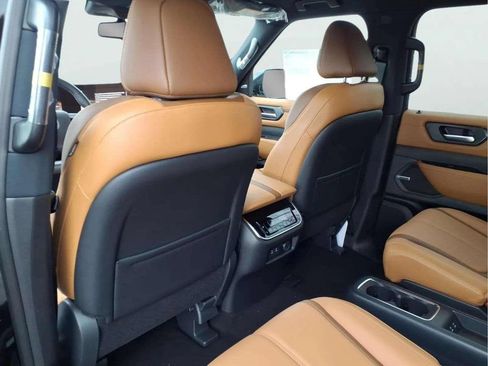 New 2026 Nissan Armada SL w/ Captain's Chari Seat Package AWD/4WD image 12