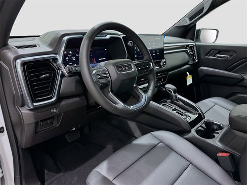 New 2026 GMC Canyon Elevation w/ Convenience Package image 9