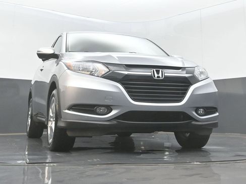 Certified 2017 Honda HR-V EX image 5