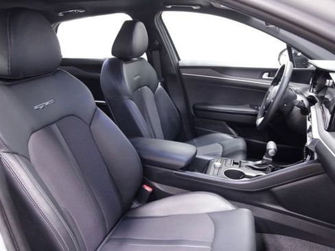 Used 2022 Kia K5 GT-Line w/ GT-Line FWD Premium Package image 12