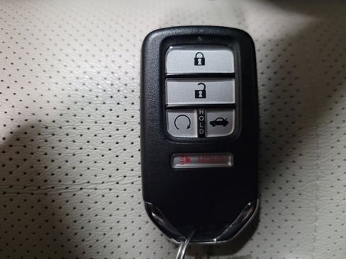 Used 2018 Honda Accord EX-L image 32