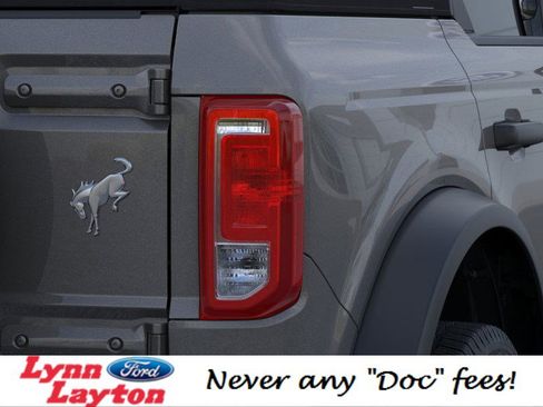 New 2025 Ford Bronco 4-Door image 23