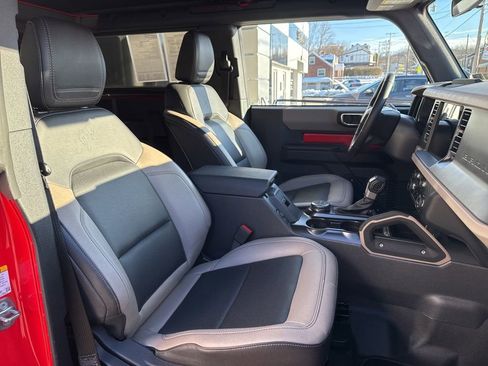 Used 2024 Ford Bronco Big Bend image 23