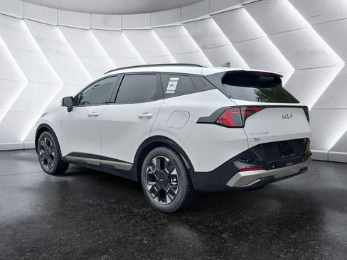 New 2026 Kia Sportage SX FWD image 3