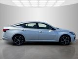 Used 2023 Nissan Altima 2.5 SR image 3