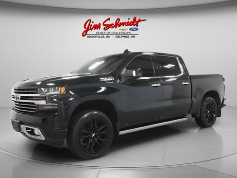 Used 2021 Chevrolet Silverado 1500 High Country w/ Technology Package AWD/4WD image 4