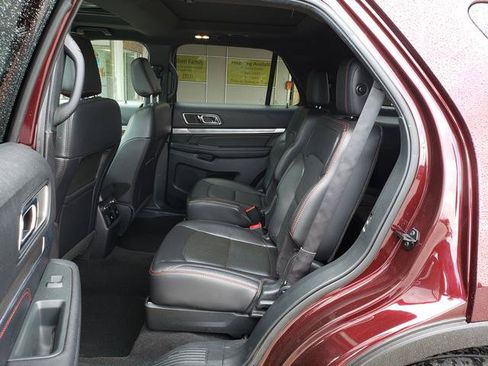 Used 2019 Ford Explorer Sport w/ Equipment Group 401A AWD/4WD image 13