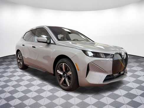 New 2026 BMW iX xDrive45 image 7