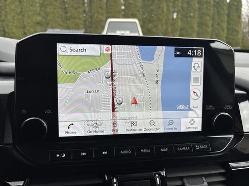 Used 2025 Nissan Pathfinder SL w/ SL Premium Package image 29