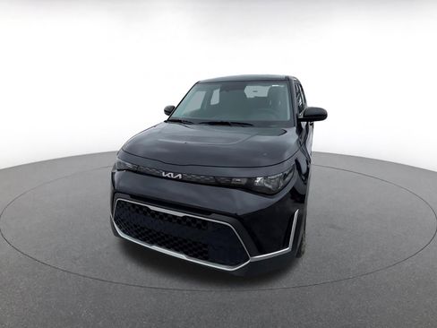 Used 2025 Kia Soul LX w/ LX Technology Package image 7