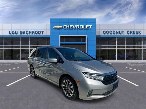 Used 2024 Honda Odyssey EX-L image 2
