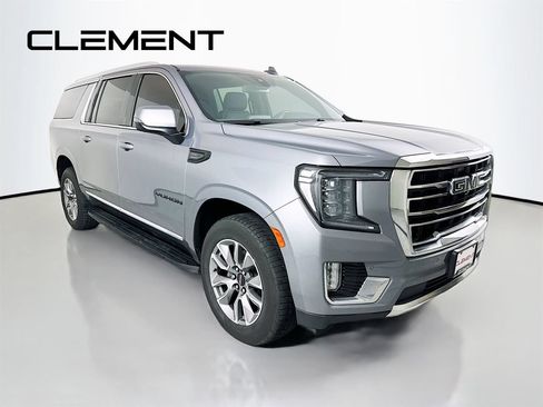 Used 2022 GMC Yukon XL SLT w/ SLT Luxury Package AWD/4WD image 5