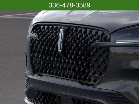 New 2026 Lincoln Aviator Reserve image 17