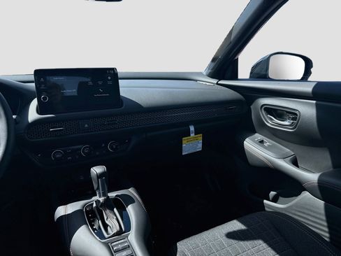 Certified 2026 Honda HR-V Sport image 16