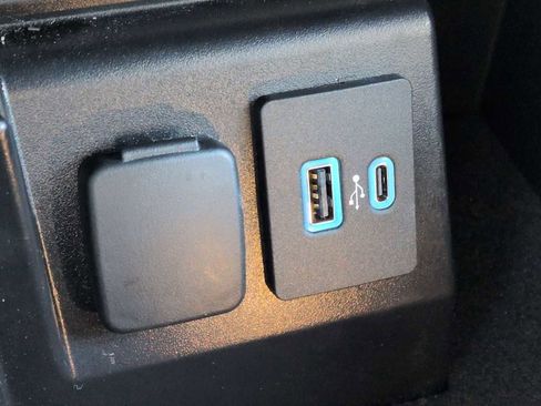 Used 2023 Ford Explorer XLT w/ Equipment Group 202A image 30