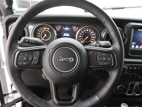 Used 2023 Jeep Wrangler Unlimited Sport AWD/4WD image 16
