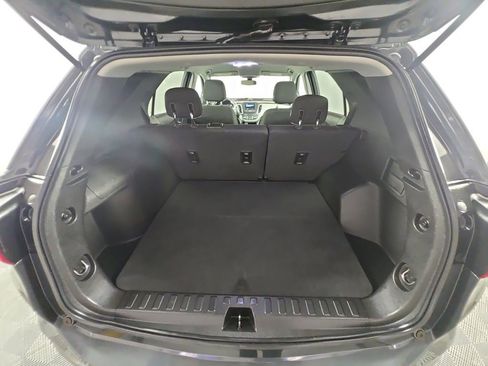 Used 2019 Chevrolet Equinox LT AWD/4WD image 16