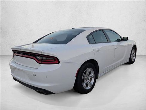 Used 2022 Dodge Charger SXT image 3