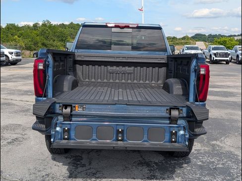 New 2026 GMC Sierra 2500 Denali w/ Denali Reserve Package AWD/4WD image 18