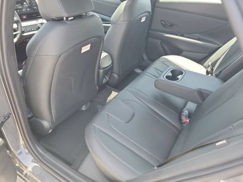 New 2026 Hyundai Elantra SEL Sport FWD image 26