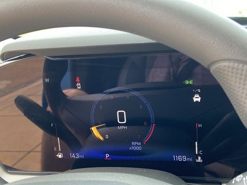 Used 2026 Chevrolet TrailBlazer LT FWD image 22