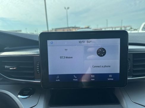 Used 2024 Ford Explorer XLT w/ Equipment Group 202A image 16